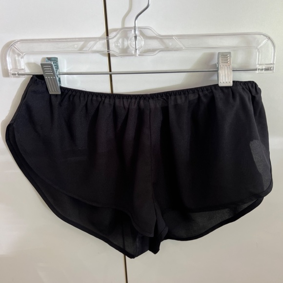 LFV by La Fee Verte- Women's Cami and Short Sleep Set - Picture 3 of 12